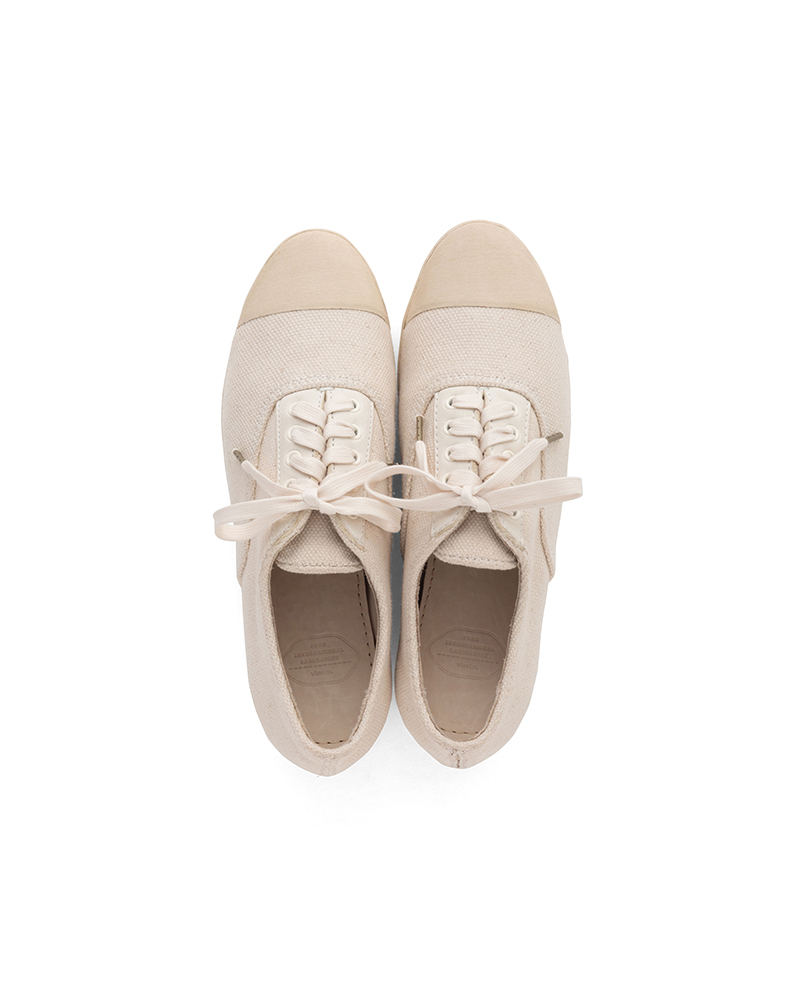 P.T.U. TRAINER-FOLK W IVORY W6