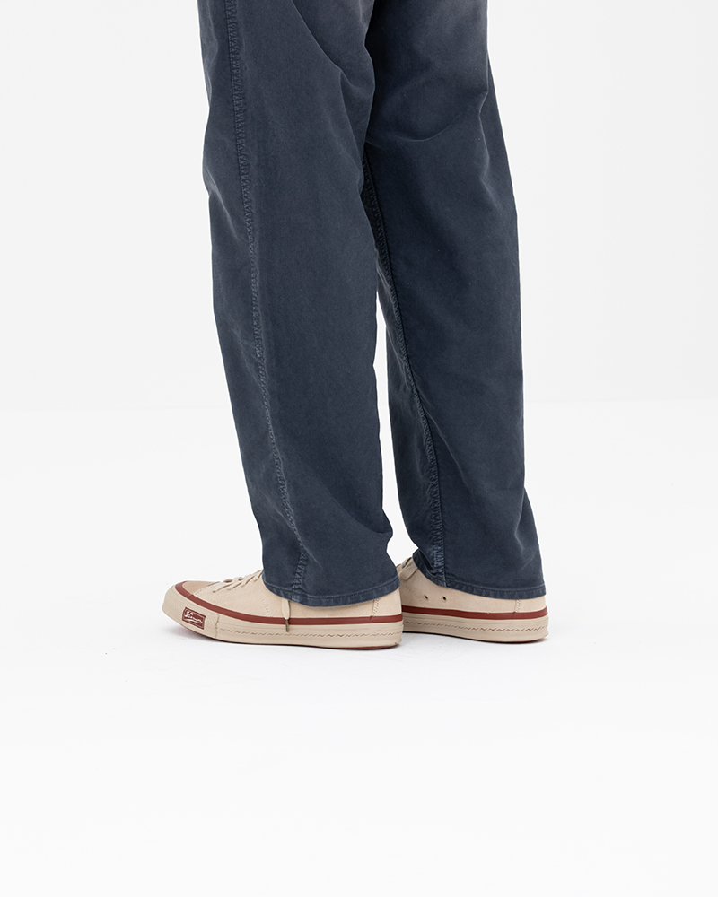 SKAGWAY LO SUEDE SAND M8