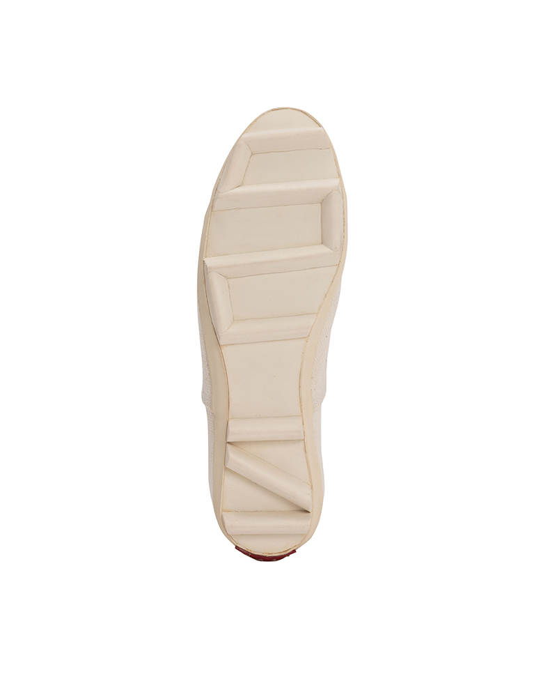 P.T.U. TRAINER-FOLK W IVORY W6