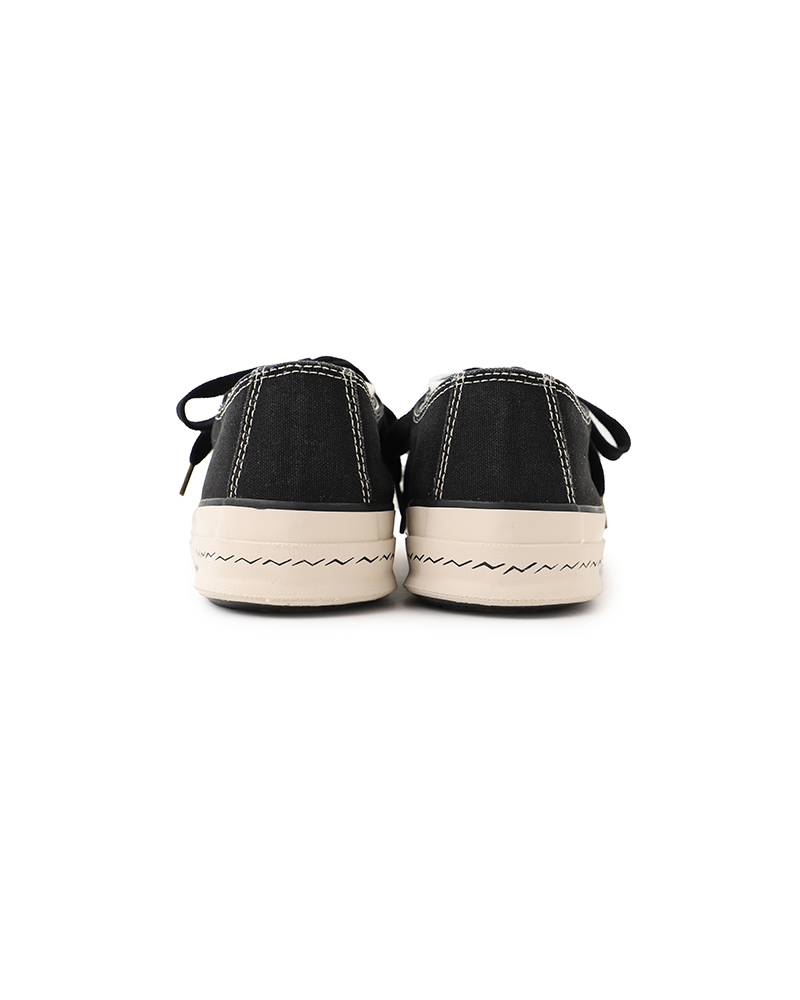 SKAGWAY LO BLACK M8