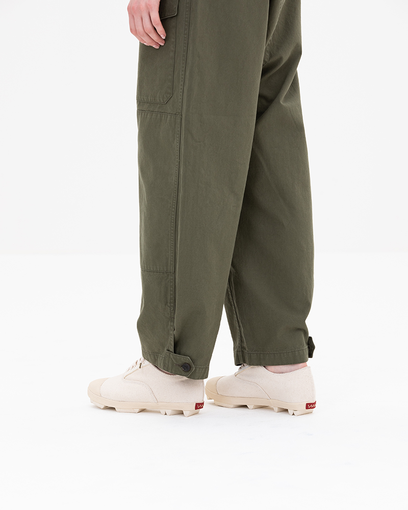 P.T.U. TRAINER-FOLK W IVORY W6
