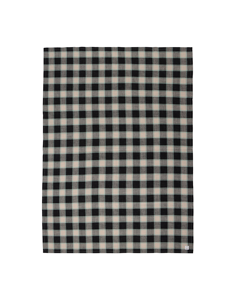 BLANKET CHECK BLACK -